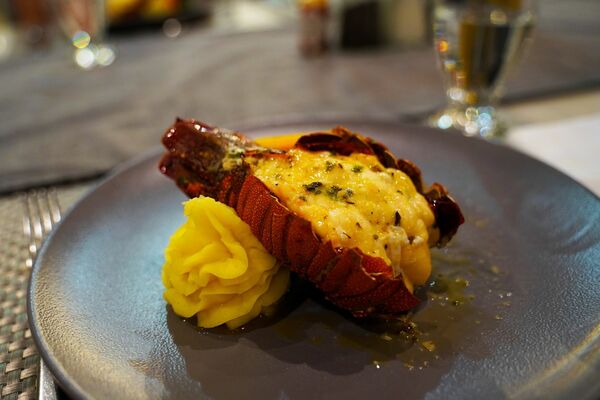 Avalon Waterways MS Infinity Food WEB.jpg